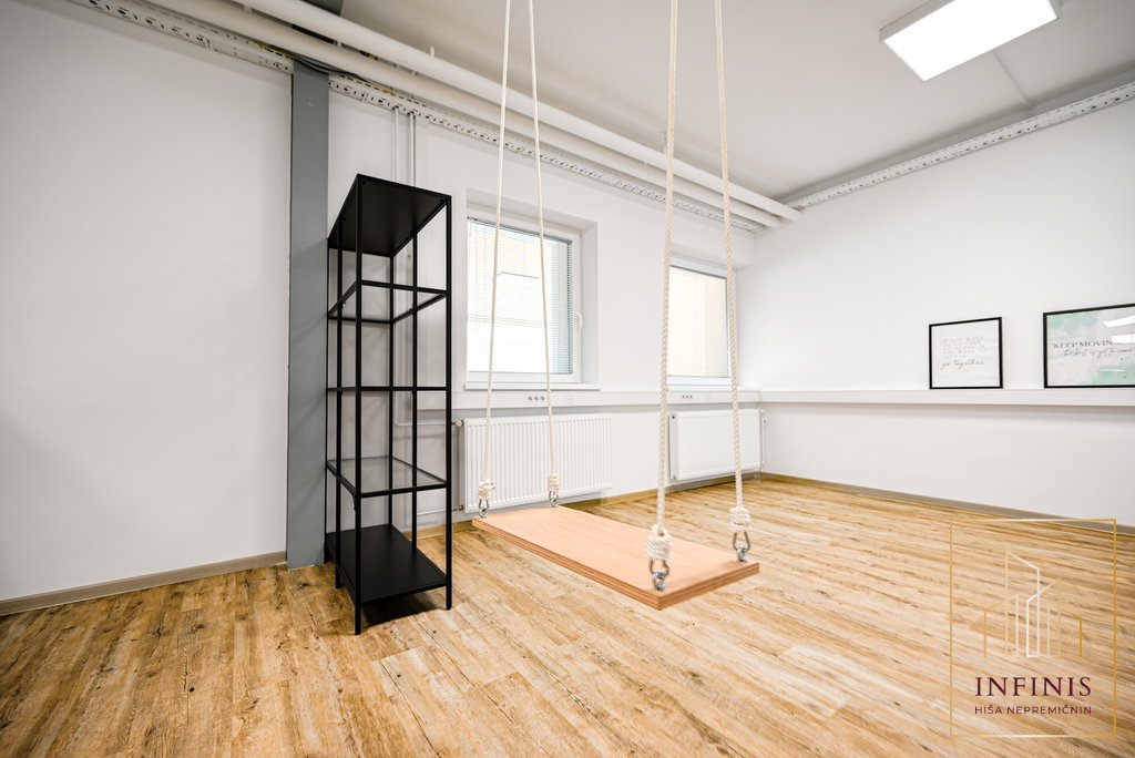 Ljubljana mesto – Tomačevo, poslovni prostor – PPO215DA