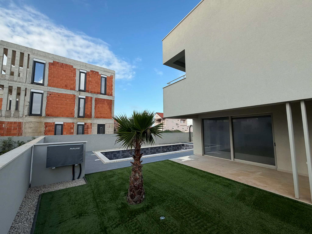 Ljubljana mesto – Bežigrad, hisa – HP117DA