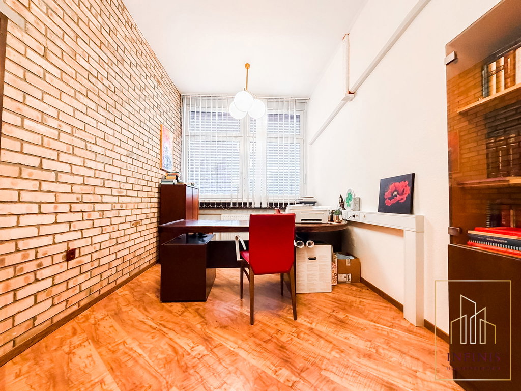 Ljubljana mesto – Tacen, poslovni prostor – PPP210DA