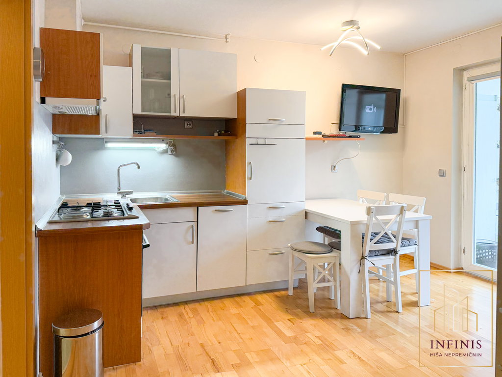 Ljubljana mesto – Zupančičeva jama, stanovanje – SP2216DA