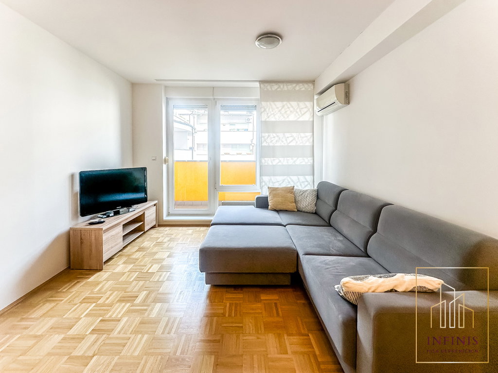Ljubljana mesto – Center, stanovanje – SO1042SD
