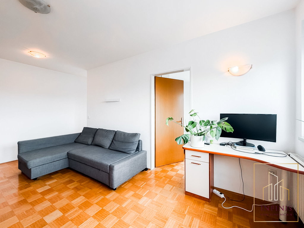 Ljubljana mesto – Bratovševa ploščad, stanovanje – SO612SD
