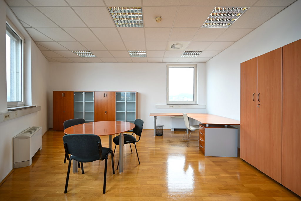 Ljubljana mesto – Bežigrad, poslovni prostor – PPO52DA