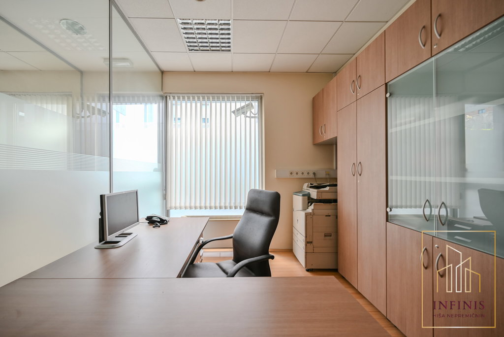 Ljubljana mesto – Center, poslovni prostor – PPP248DA
