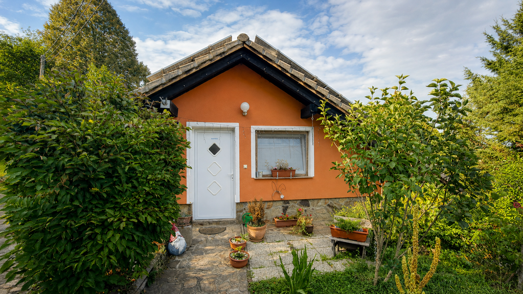 Splitsko-dalmatinska županija – Jesenice, hisa – HP174TD